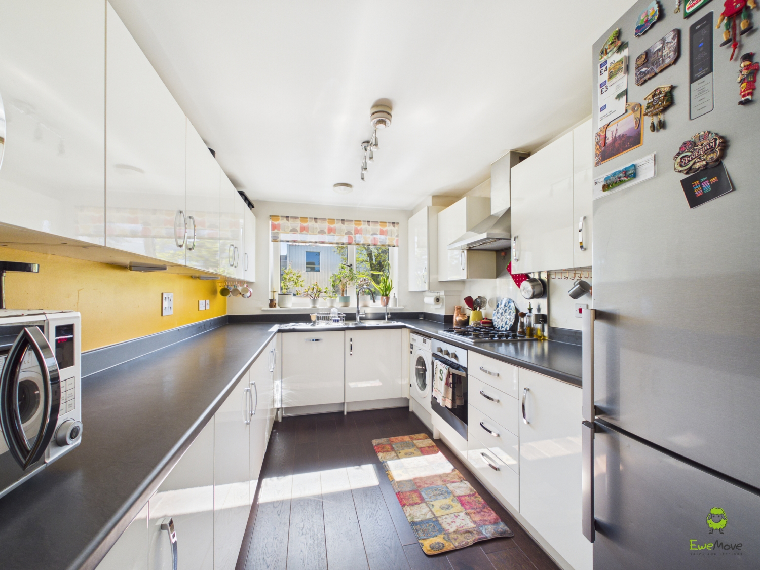  Presented by Nicoleta at EweMove Bexleyheath and Dartford
Boroughs
