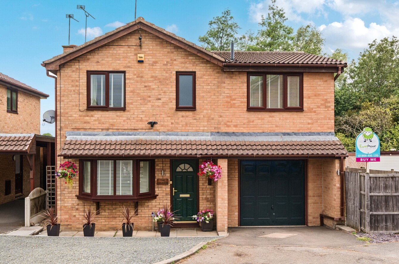 Tiercel Mews, Dinnington, Sheffield, South Yorkshire, S25