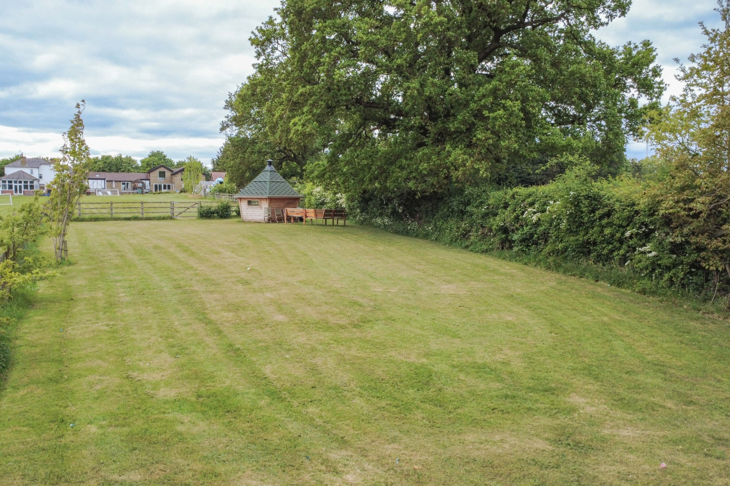 Miletree Road, Heath & Reach, LU7