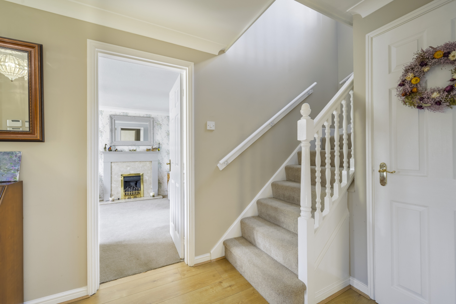 Century Close, Cirencester, photo 13