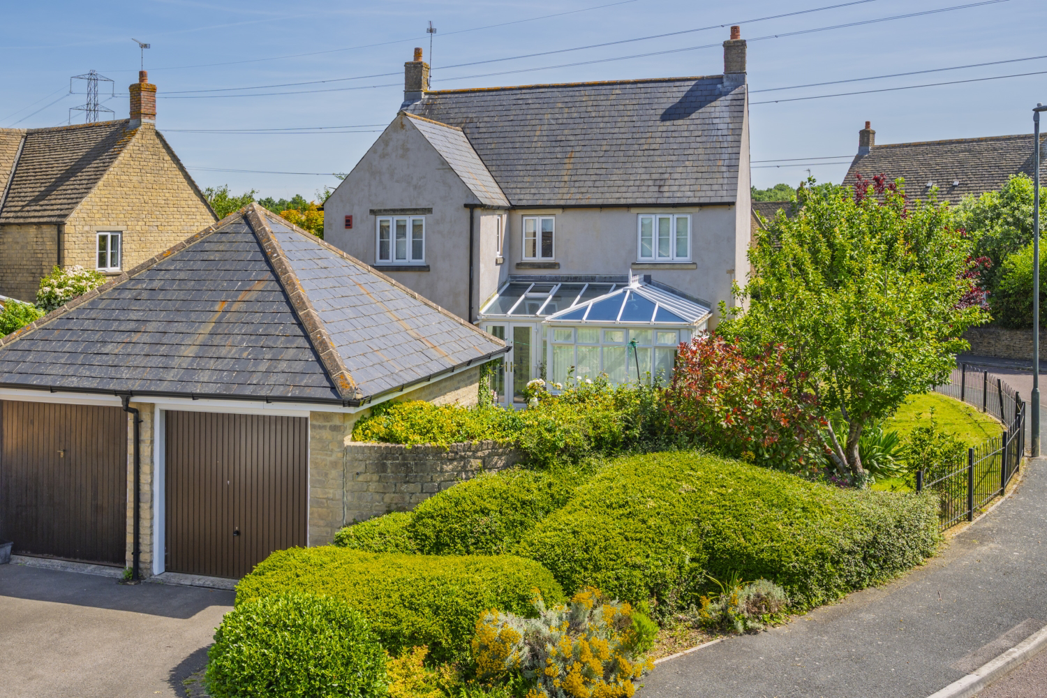 Century Close, Cirencester, photo 3