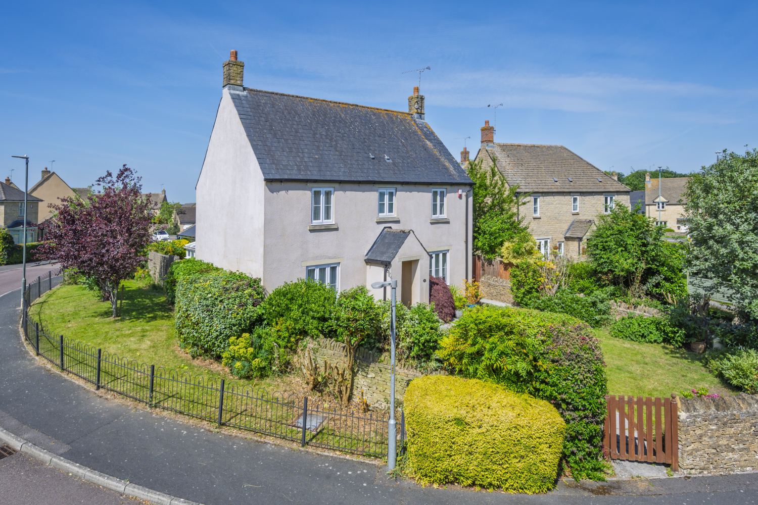Century Close, Cirencester, photo 4