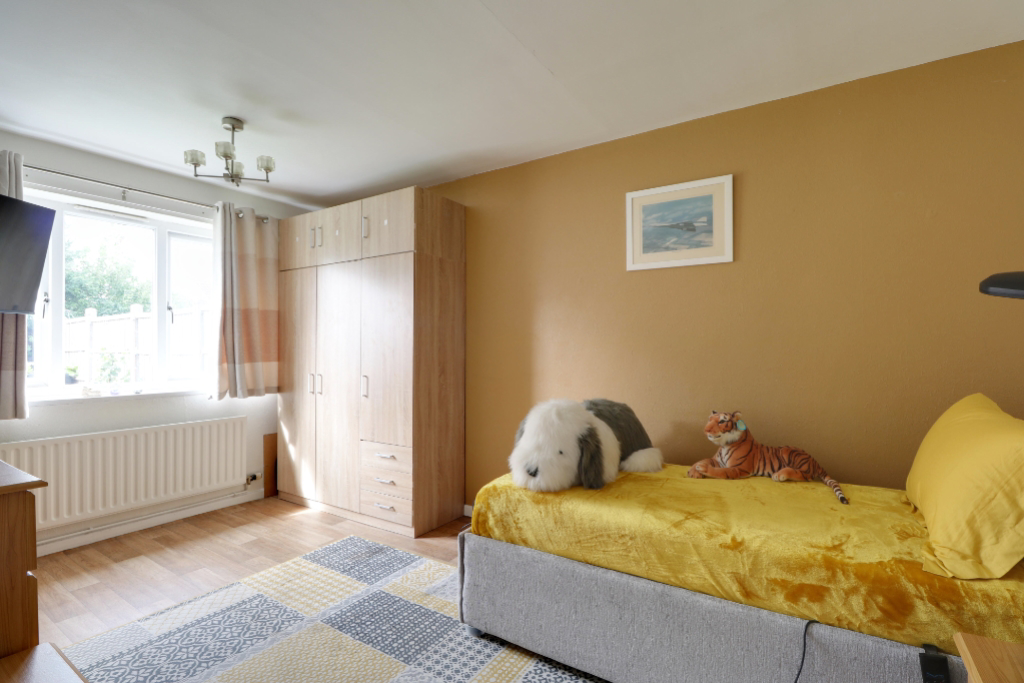 Sixth Avenue, Grantham, Lincs, photo 4
