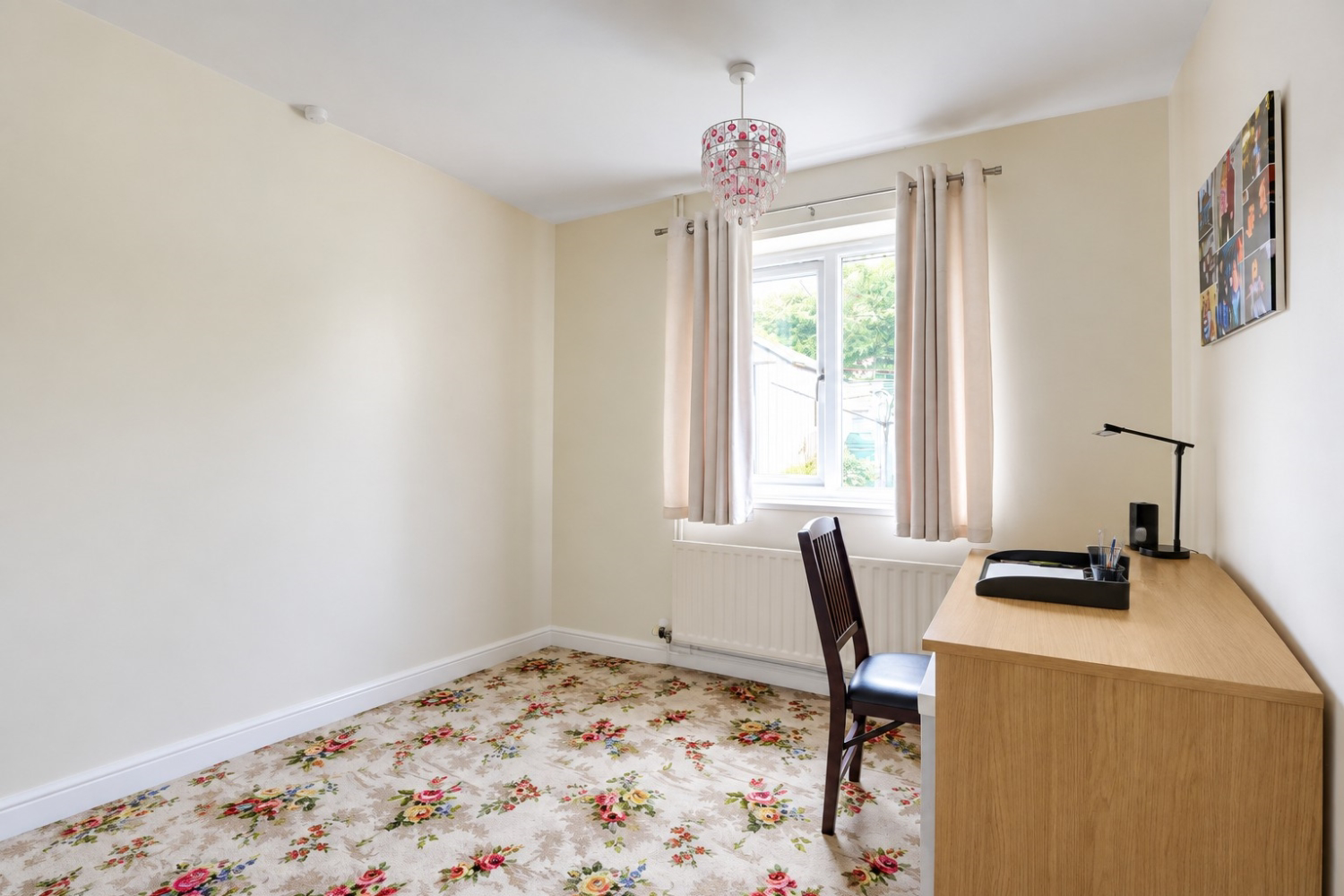 Sixth Avenue, Grantham, Lincs, photo 5