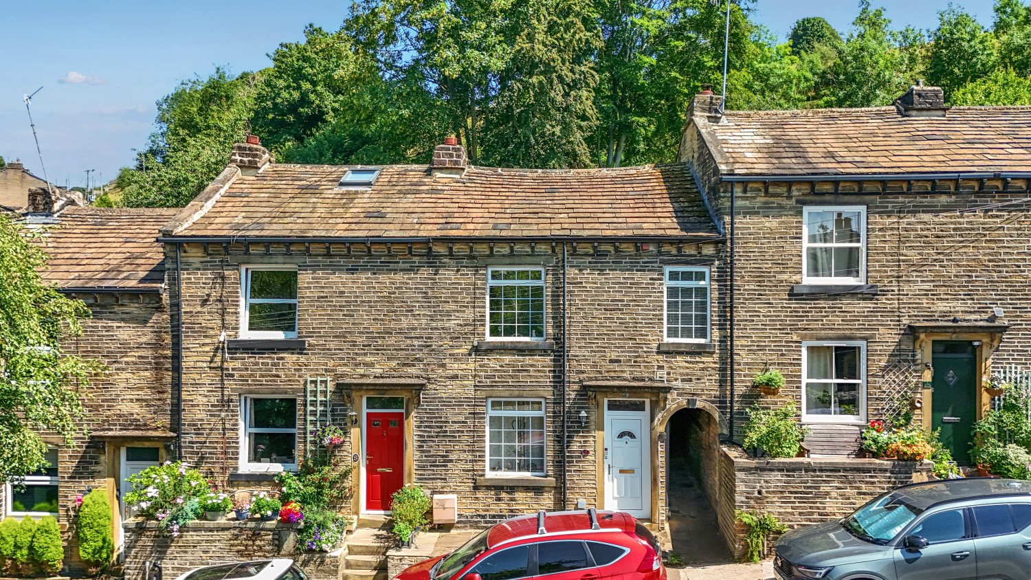 RIDING HEAD LANE, LUDDENDEN, HALIFAX, WEST YORKSHIRE, HX2