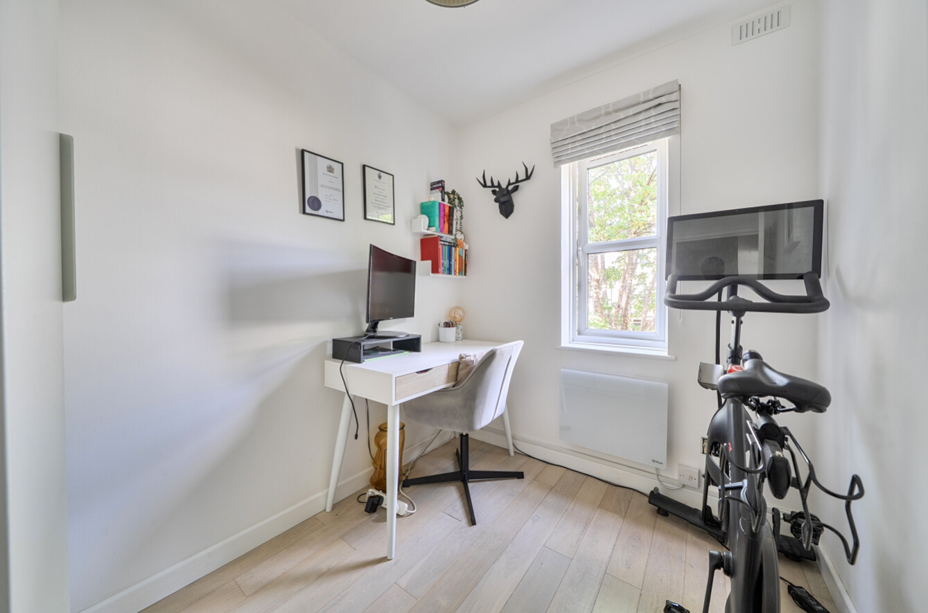 Ashdown Court, 30 Cedar Road, Sutton, Surrey, SM2, photo 8