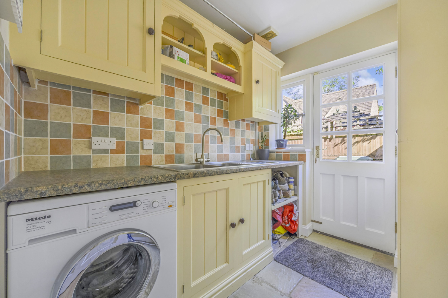 The Secret Garden, South Cerney GL7 6LZ, photo 12