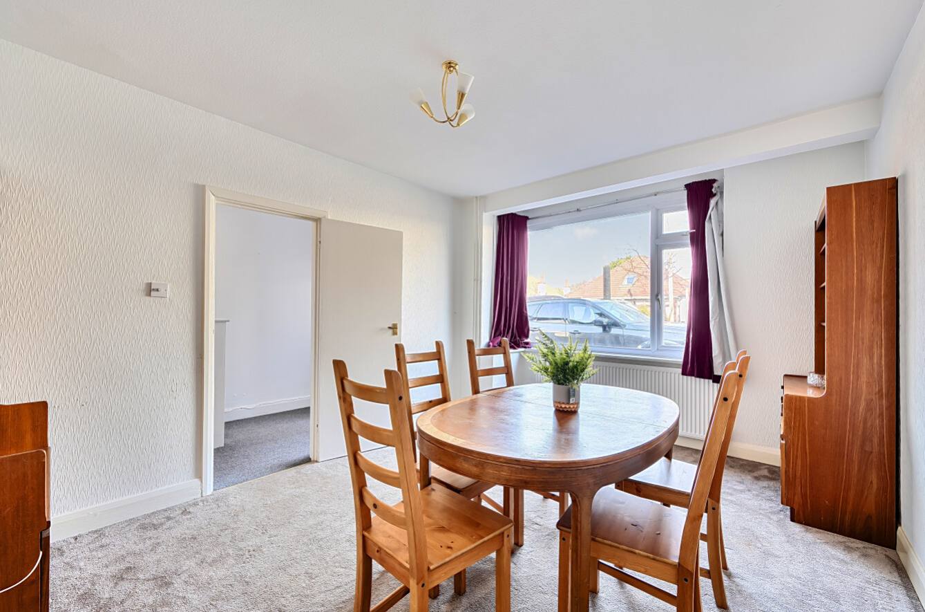 SUNNINGDALE ROAD, CHEAM, SUTTON, SM1, photo 2