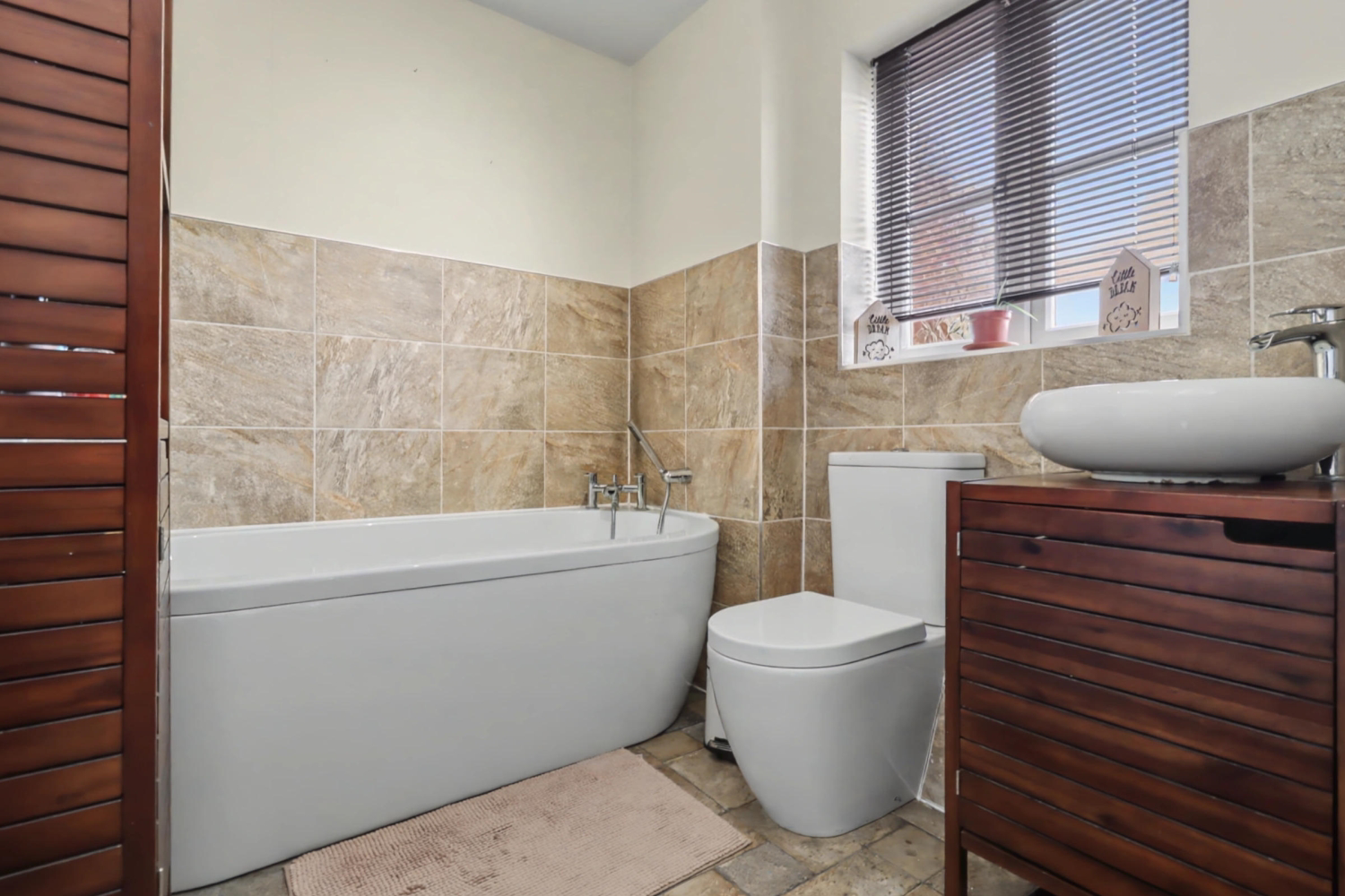 ARLISTON DRIVE, WOODVILLE, SWADLINCOTE, DERBYSHIRE, DE11, photo 13