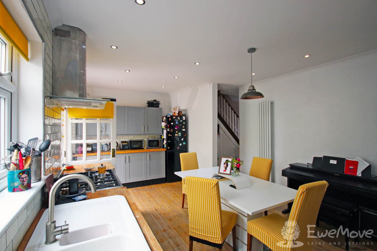 PARK AVENUE, NORTHFLEET, GRAVESEND, DA11