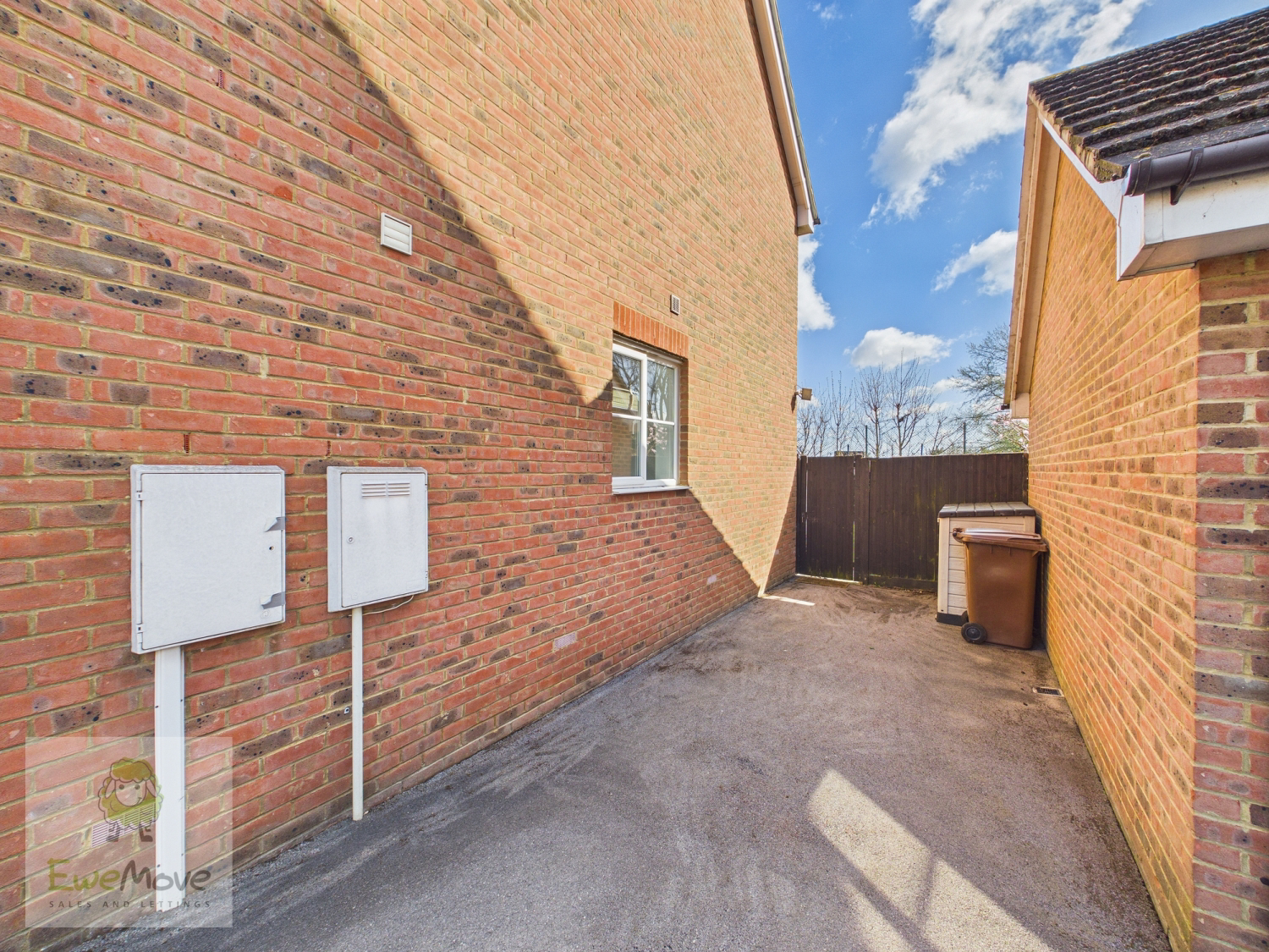 SHELDUCK CLOSE, ALLHALLOWS, ROCHESTER, ME3 9EJ, photo 16