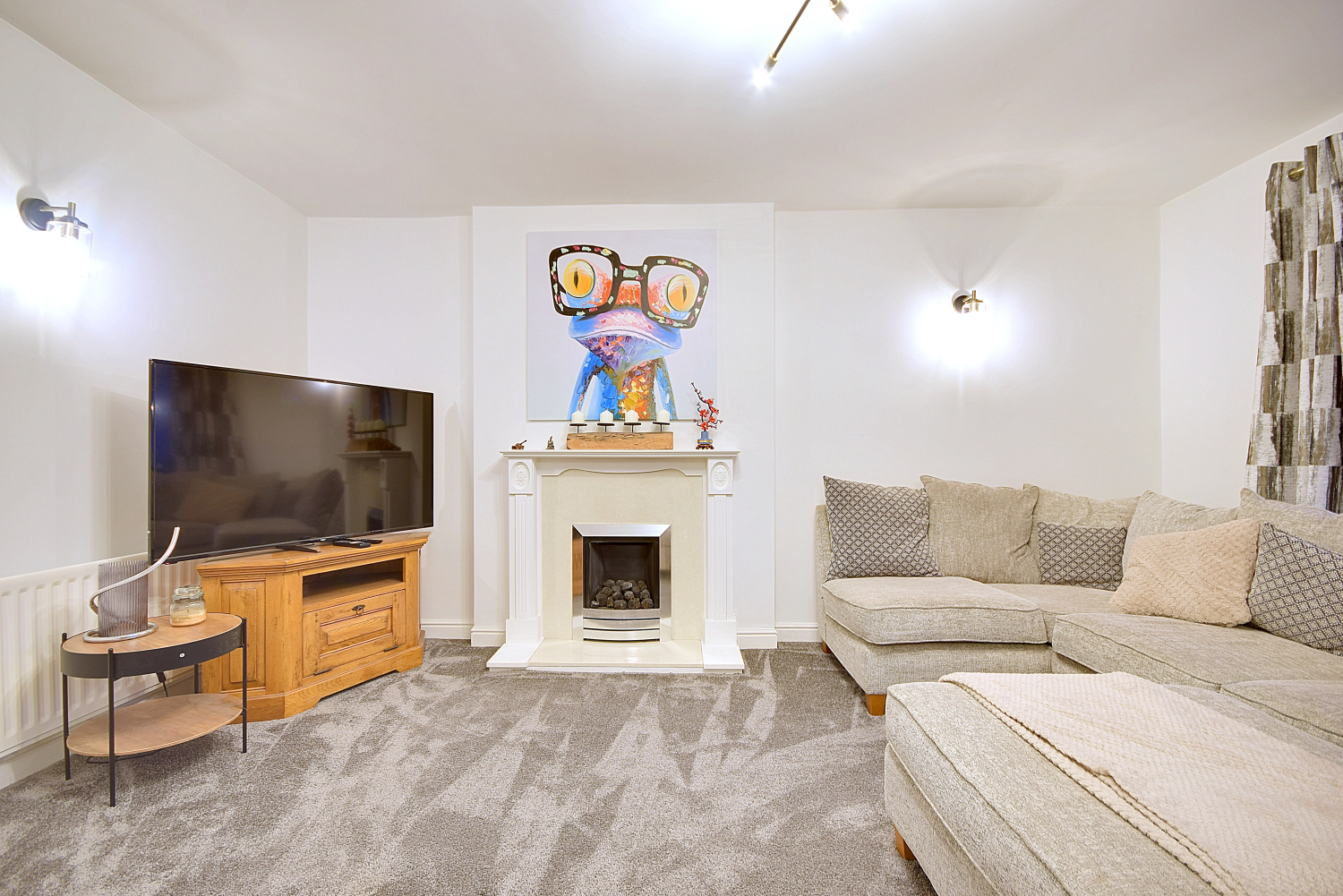 BADGER HILL, BRIGHOUSE, WEST YORKSHIRE, HD6, photo 9