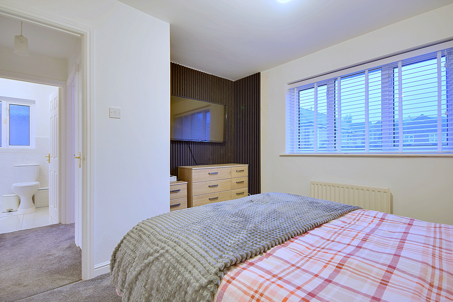 BADGER HILL, BRIGHOUSE, WEST YORKSHIRE, HD6, photo 13