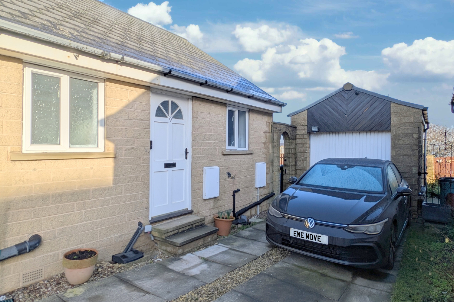 BADGER HILL, BRIGHOUSE, WEST YORKSHIRE, HD6, photo 16
