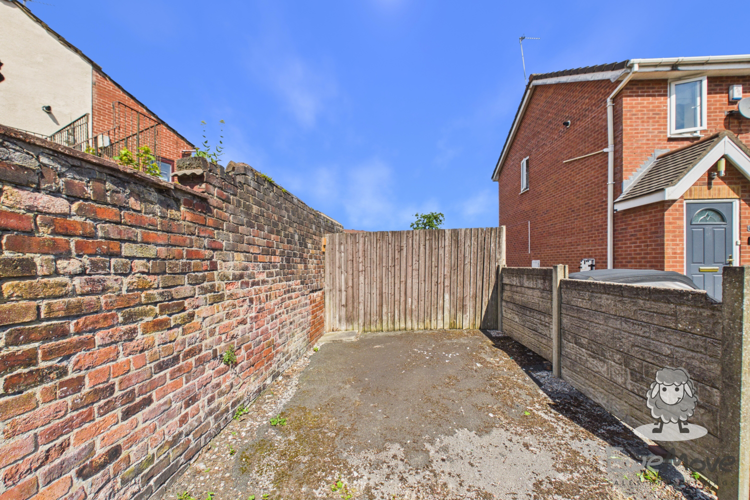 CROSSLEY ROAD, ST. HELENS, MERSEYSIDE, WA10, photo 2