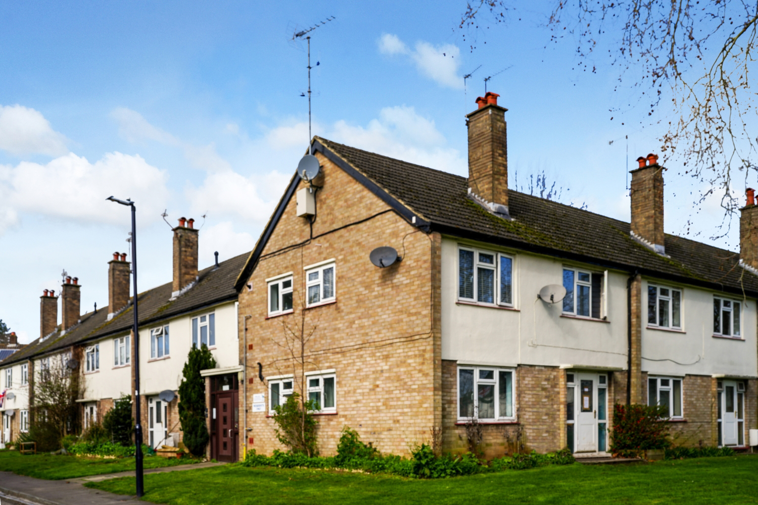 POWIS CLOSE, MAIDENHEAD, SL6 3DP