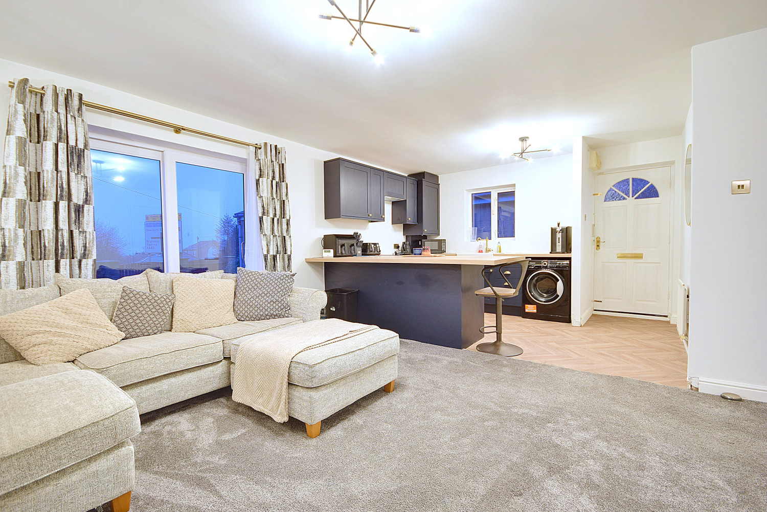 BADGER HILL, BRIGHOUSE, WEST YORKSHIRE, HD6, photo 3