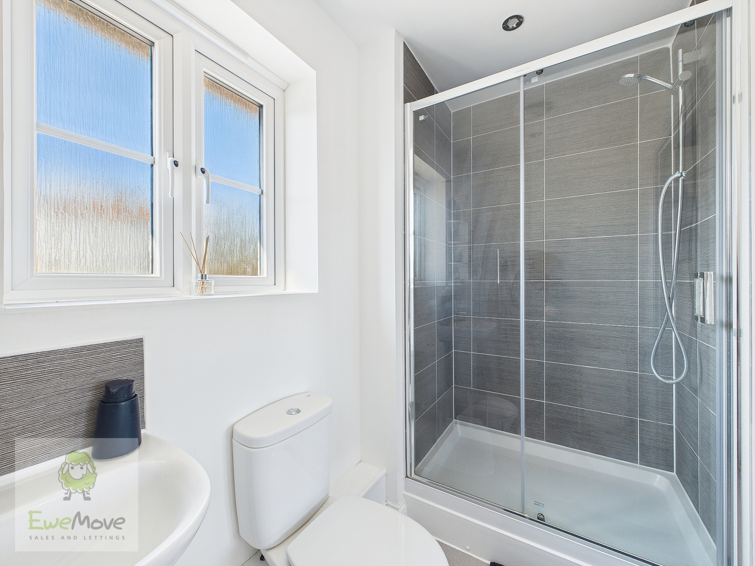 Sparrow Drive, Chattenden, Rochester, ME3 8GB, photo 13
