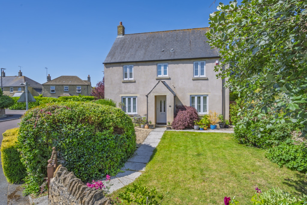 Century Close, Cirencester