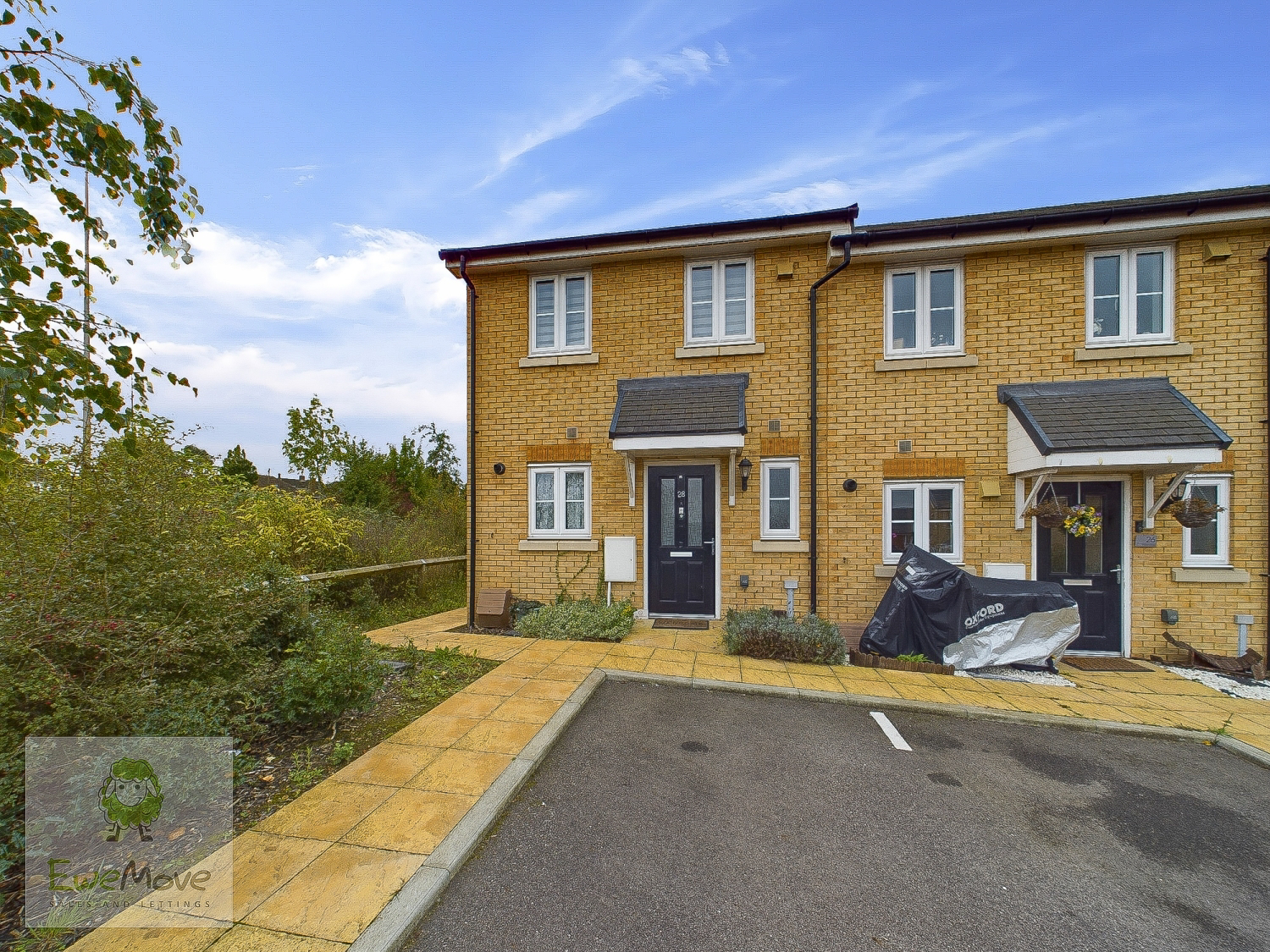 Sparrow Drive, Chattenden, Rochester ME3 8GB