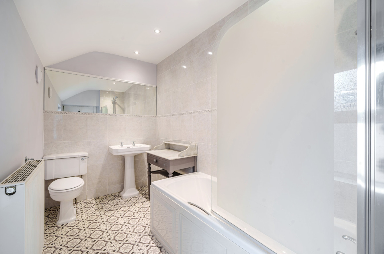 Grove Road, Harrogate HG1 5EP, photo 9