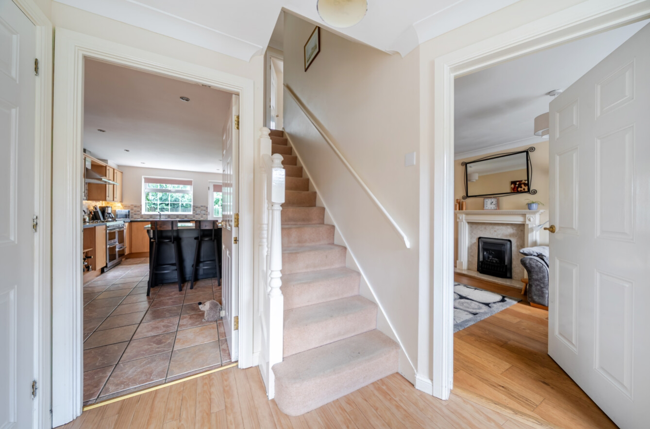 EweMove Harrogate Entrance Hall