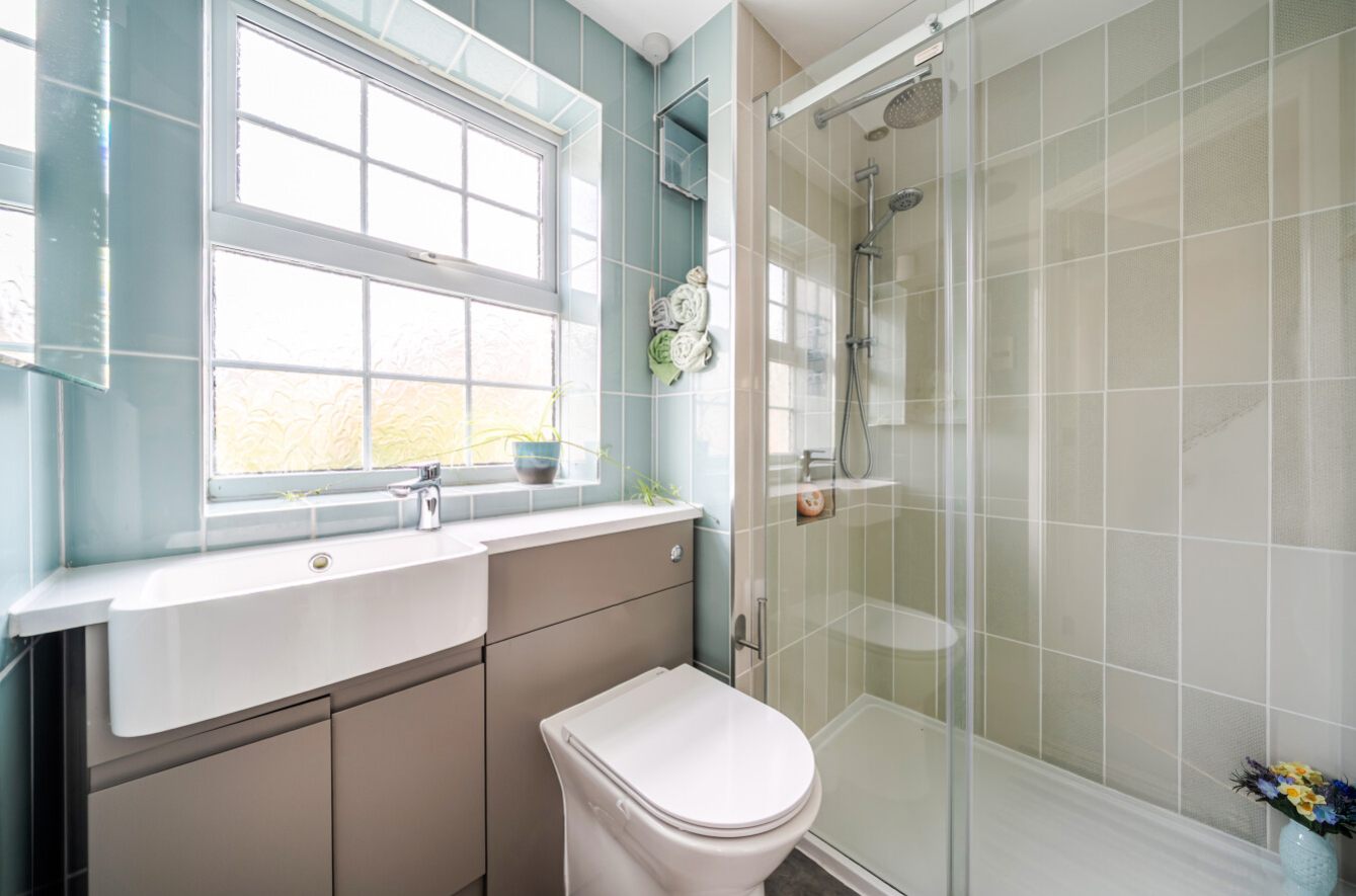 EweMove Harrogate Bedroom One En Suite