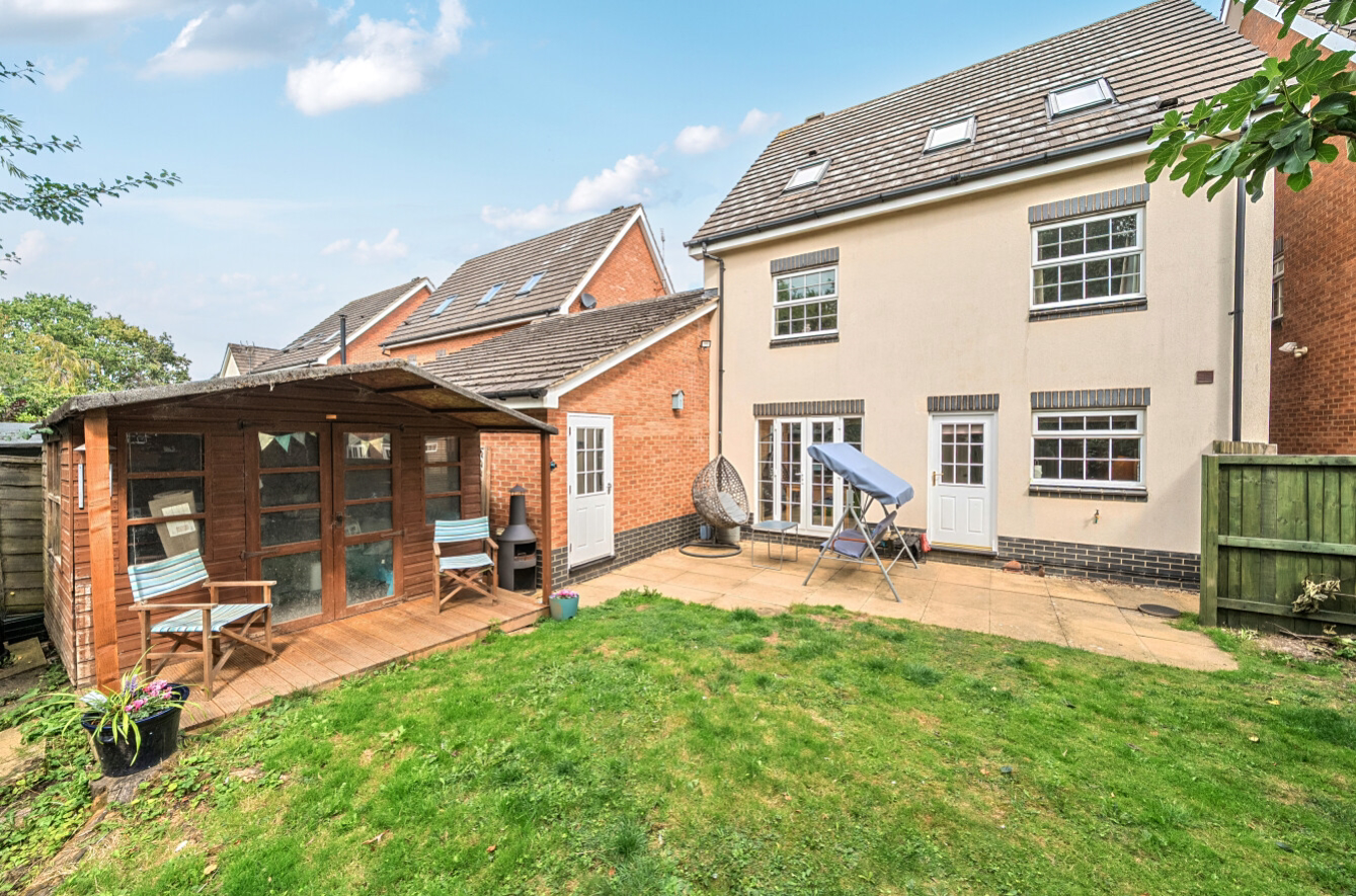 EweMove Harrogate Garden
