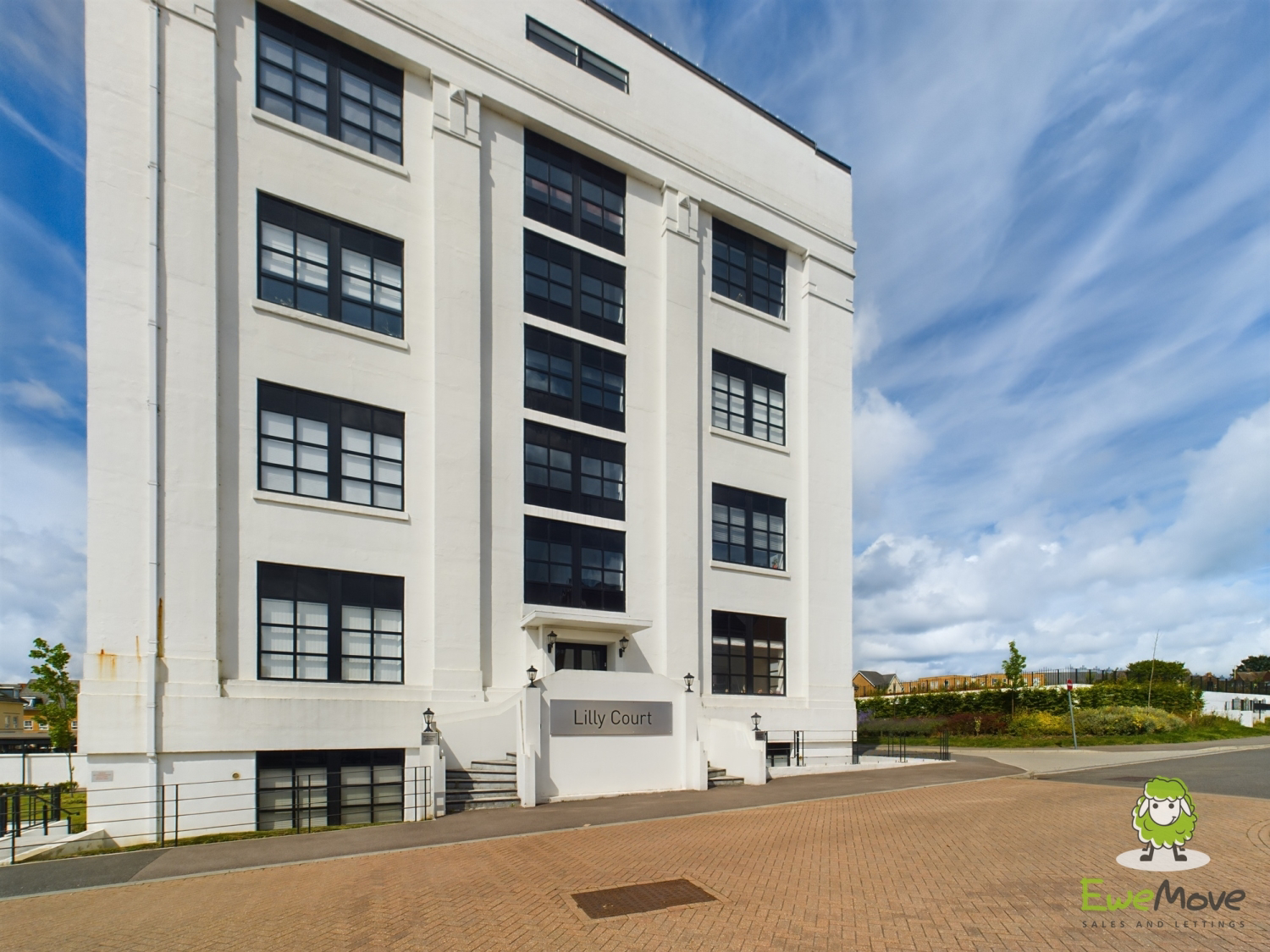 Lilly Court, 21 Fullbrook Drive, Basingstoke, Hampshire, RG21, photo 28