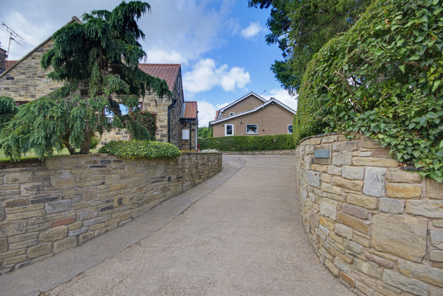 Greystones, Well Lane, South Milford, LEEDS, WEST YORKSHIRE, LS25, photo 26