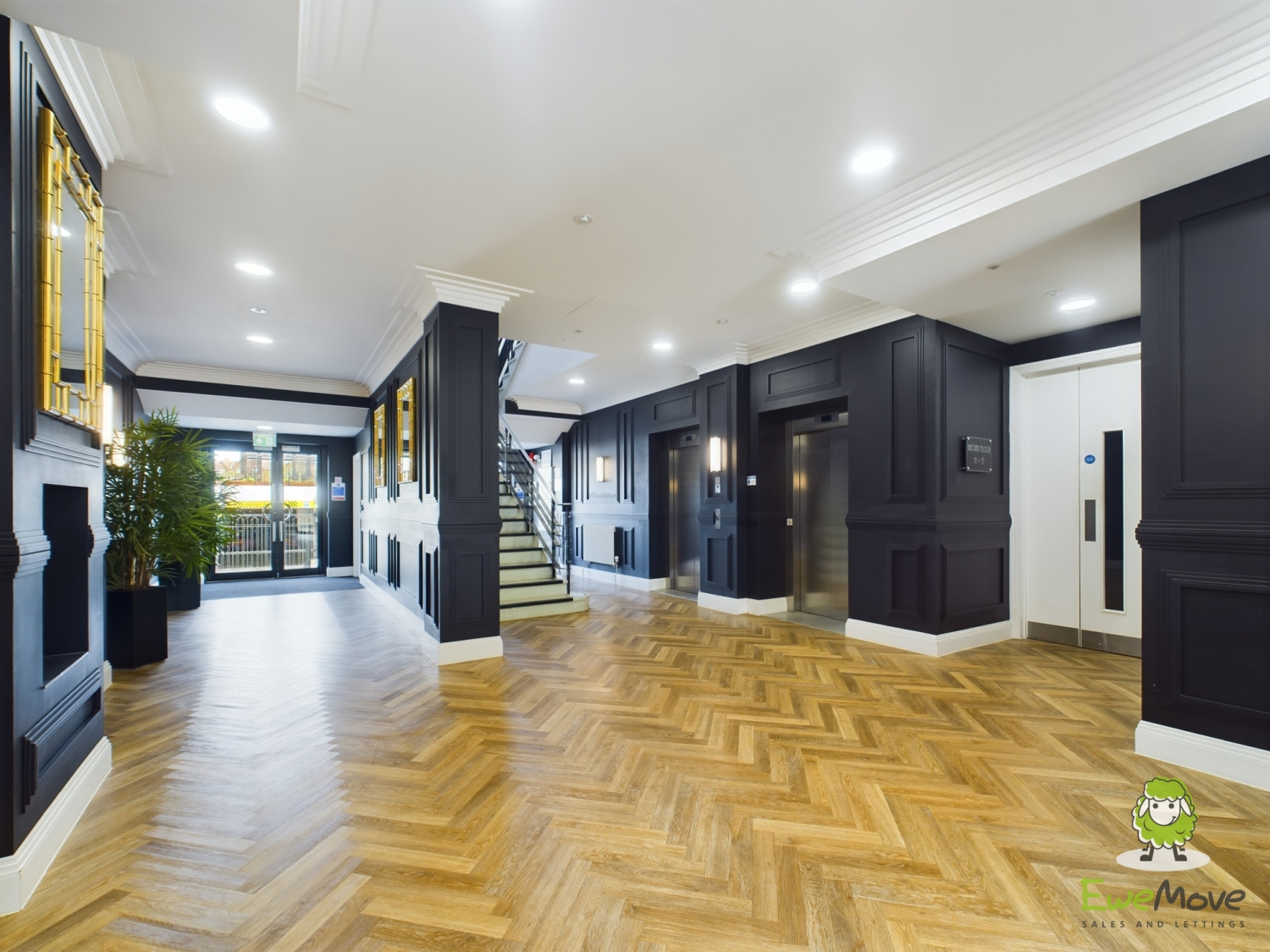 Lilly Court, 21 Fullbrook Drive, Basingstoke, Hampshire, RG21, photo 3