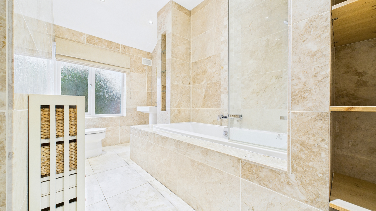 24 ANCHORAGE CRESCENT, DONCASTER, photo 3