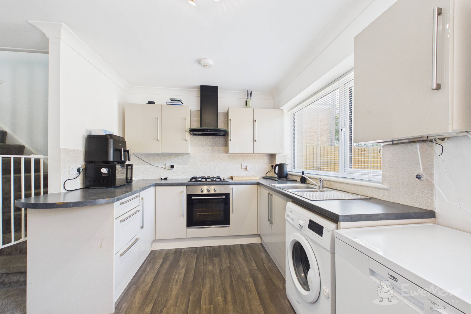 Chilton Court, Dover Road, Folkestone, CT20, photo 4