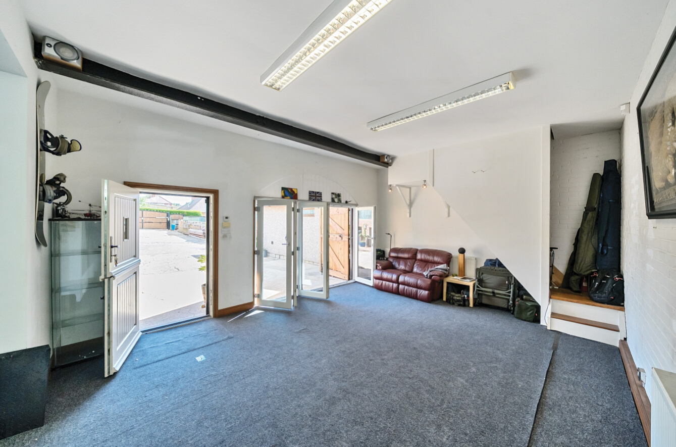 Manor Road, Wales, Sheffield, South Yorkshire, S26, photo 15