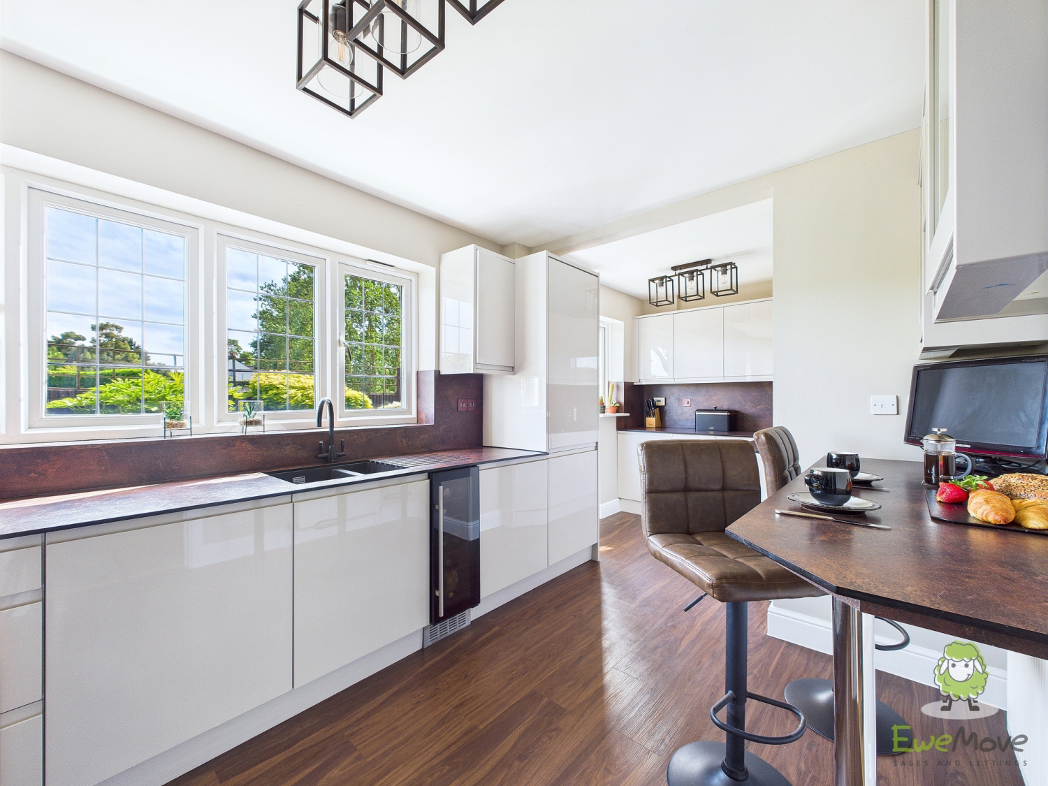 Lee Green Cottages, Town Road, Cliffe Woods, Rochester, Kent, ME3 8EU, photo 17