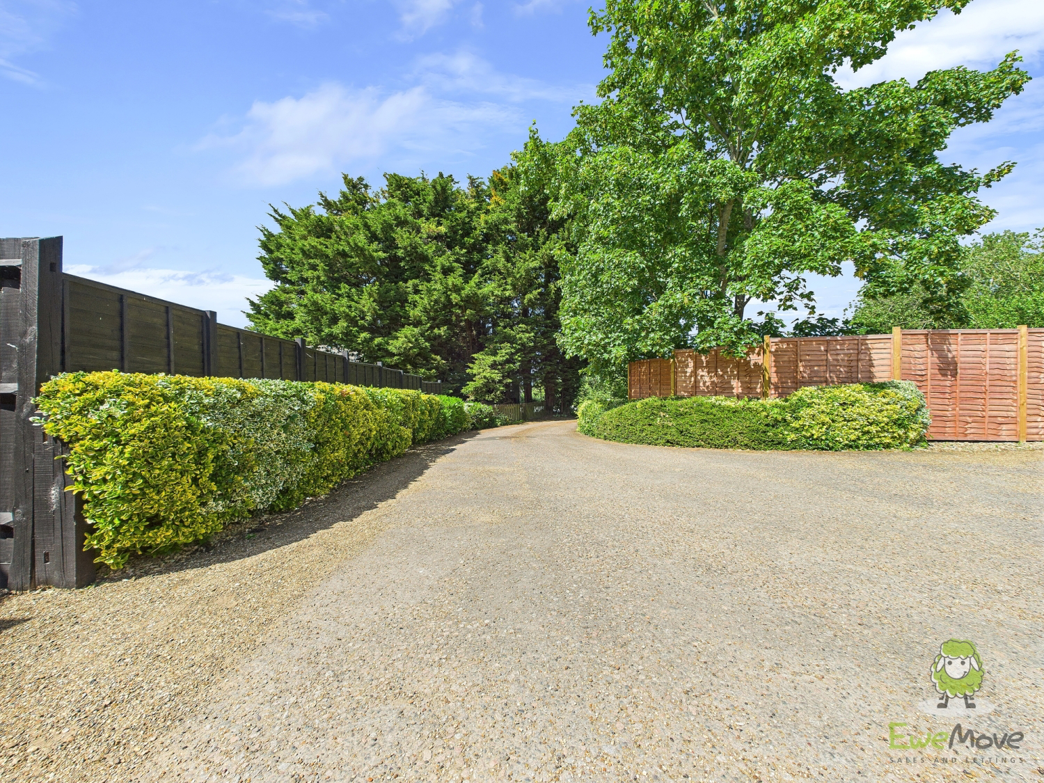 Lee Green Cottages, Town Road, Cliffe Woods, Rochester, Kent, ME3 8EU, photo 61