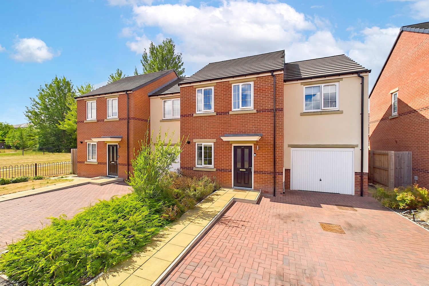 Stublowe Place, York, North Yorkshire, YO10 3FY