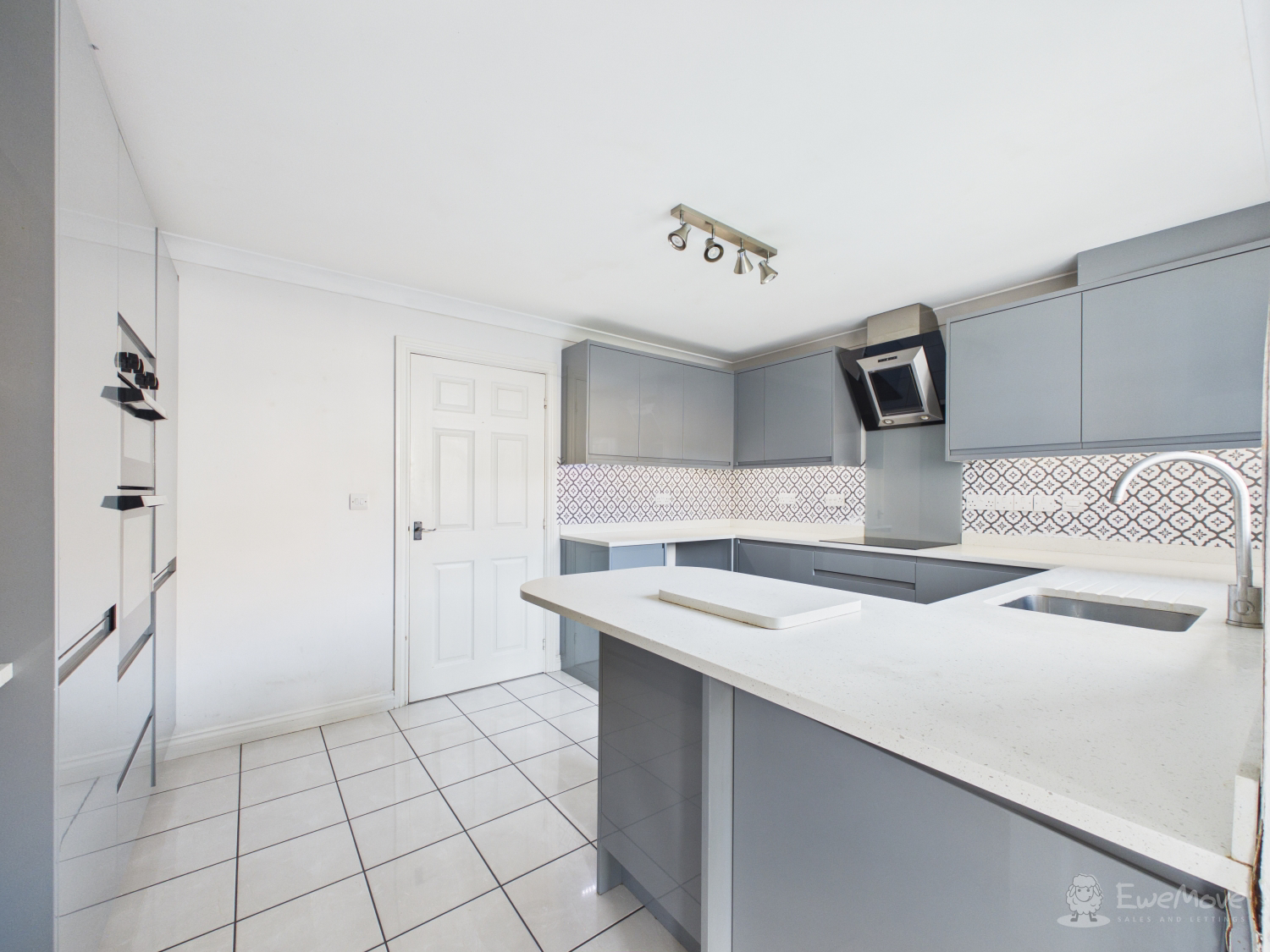 Kitchen- Mark Stephens EweMove Newmarket and Soham