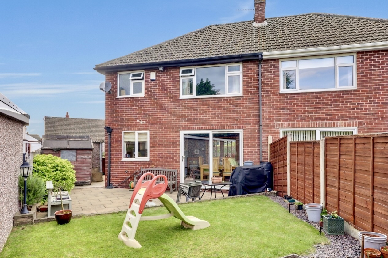 Montague Crescent, Garforth, Leeds, photo 24