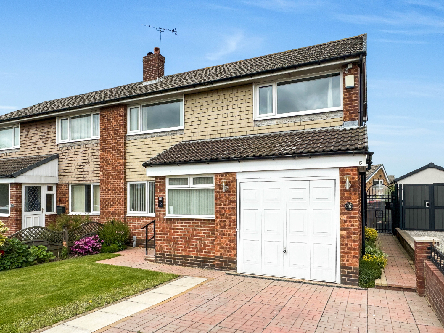 Long Meadowgate, Garforth LS25 2BX