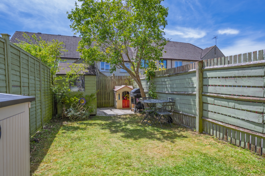 Woodhouse Close, Cirencester, photo 6