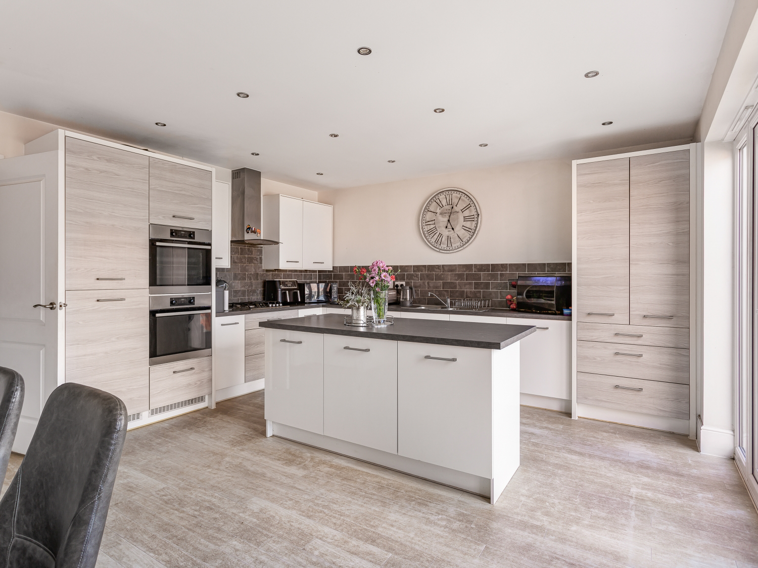 Rooksbridge View, Roundswell, Barnstaple, Devon, EX31, photo 2