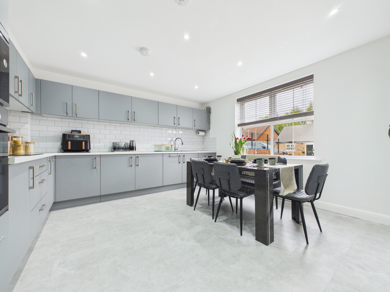 Meadow Croft, Hemsworth, Pontefract, West Yorkshire, WF9, photo 6