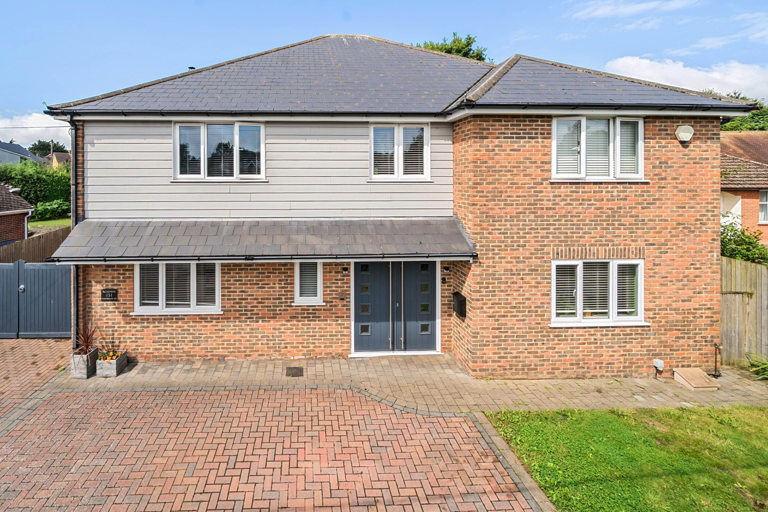 Canterbury Road, Hawkinge, CT18