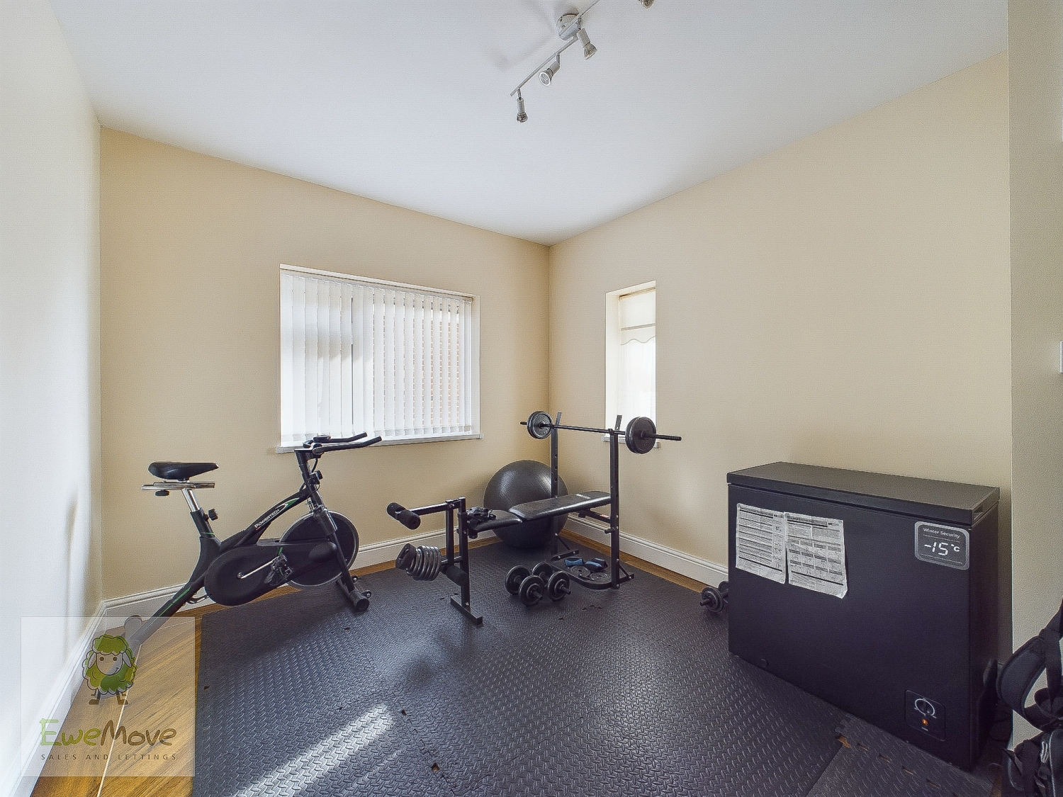 Broom Hill Road, Strood, Rochester, ME2 3LG, photo 15