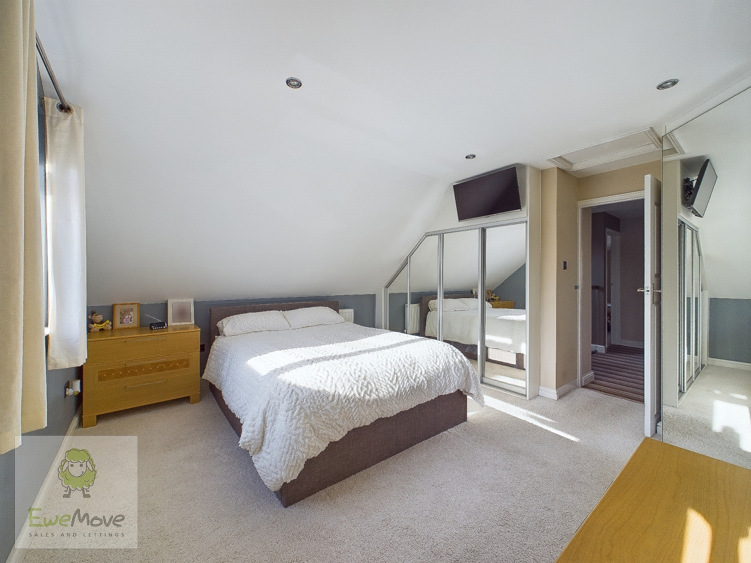 Broom Hill Road, Strood, Rochester, ME2 3LG, photo 17