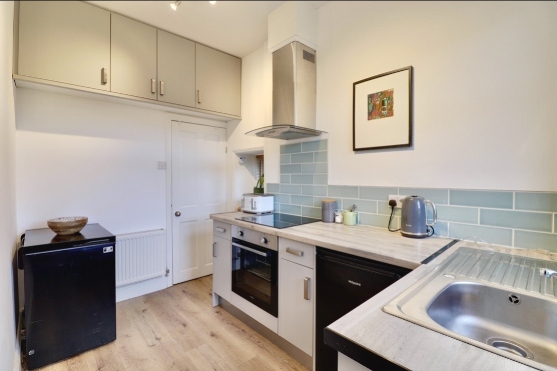 Granville Terrace, Yeadon, Leeds, LS19 7UW, photo 4