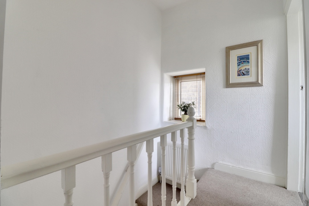 Granville Terrace, Yeadon, Leeds, LS19 7UW, photo 9