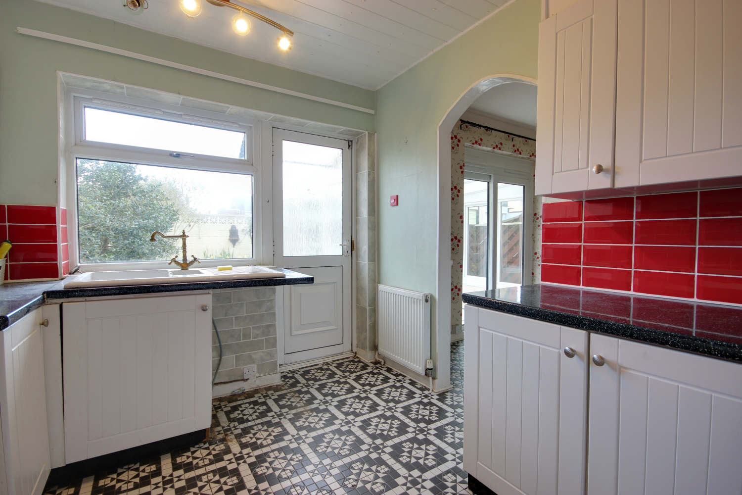 27 Chestnut Avenue, Beverley, photo 5