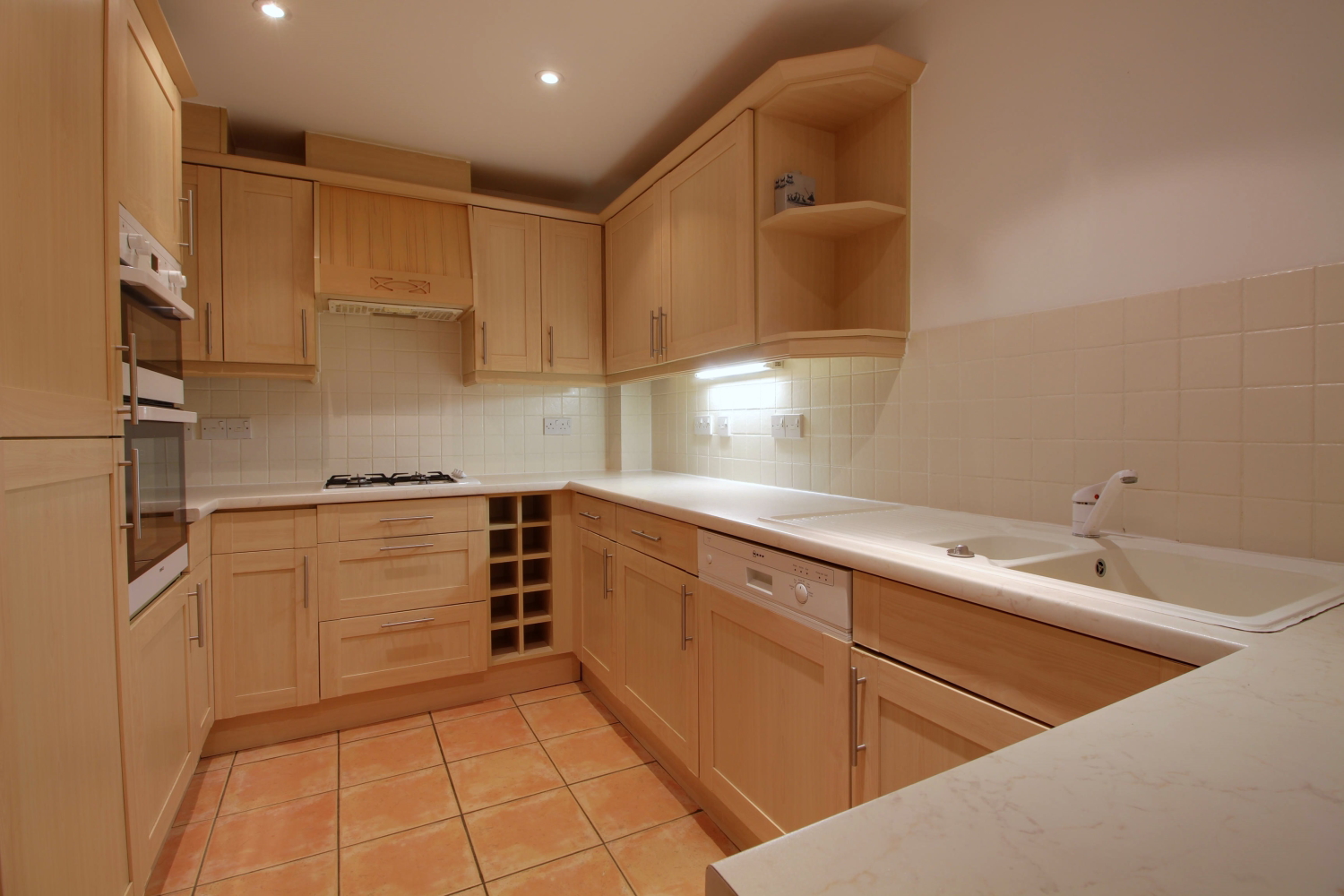 Bodiham House Davigdor Road, Hove, East Sussex, BN3, photo 2